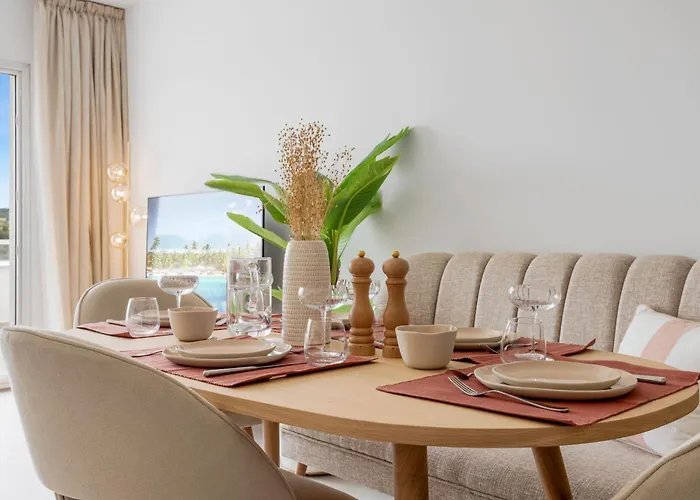 Casa Urban Gardens *